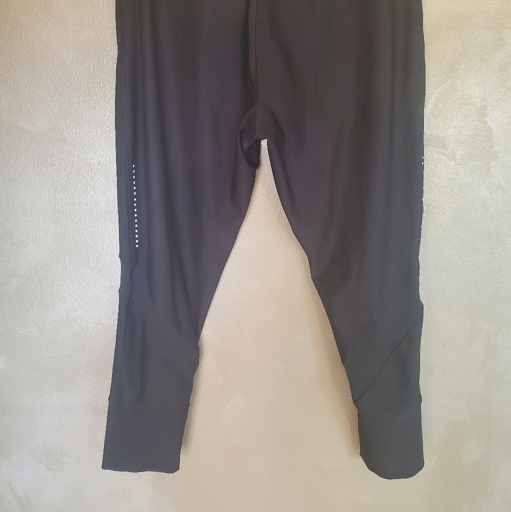 Final sale ASICS women athletic leggings